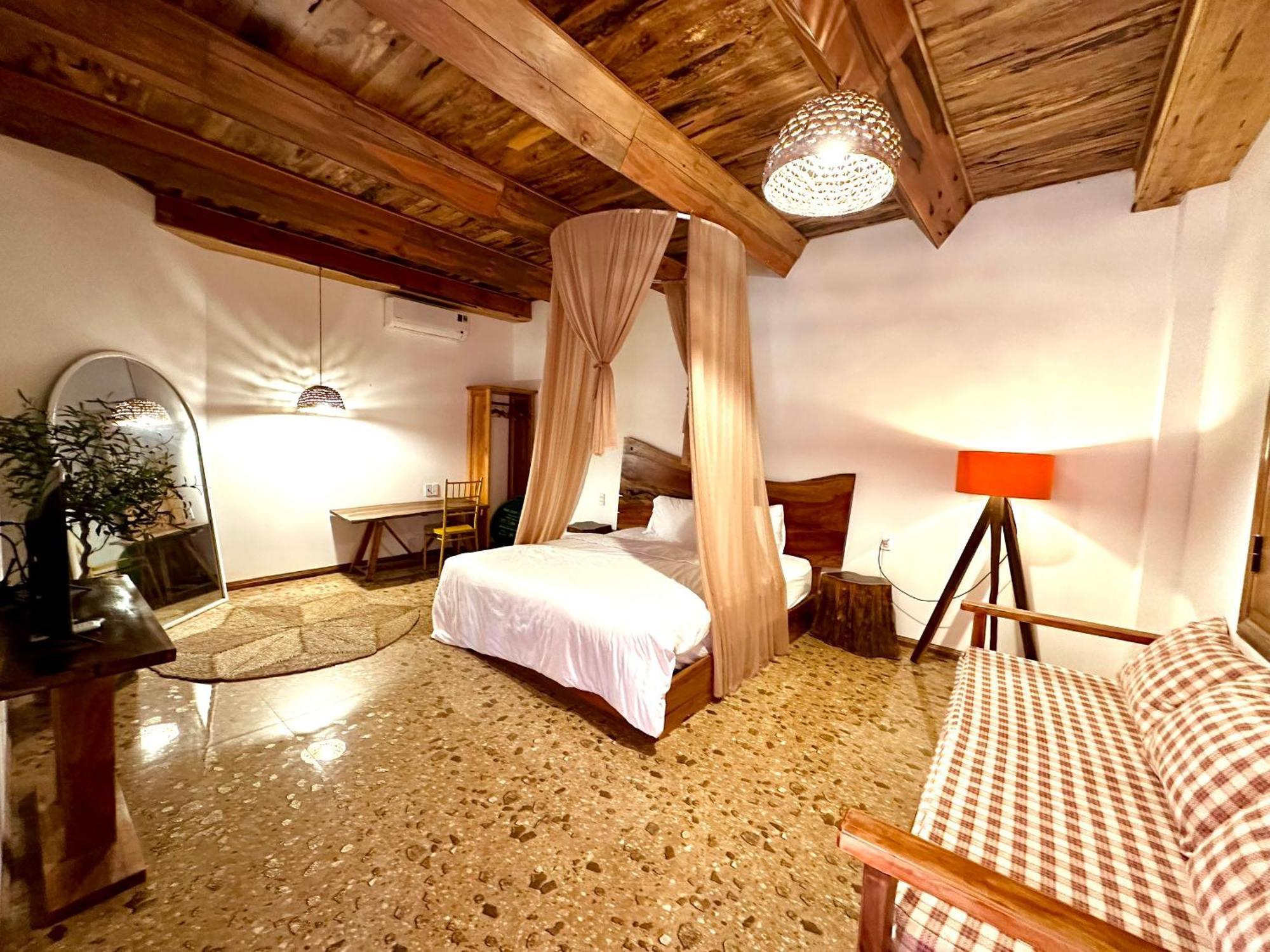 Tien Son Pleiku Homestay Екстериор снимка